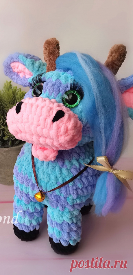 PDF Плюшевая Коровка крючком. FREE crochet pattern; Аmigurumi animal patterns. Амигуруми схемы и описания на русском. Вязаные игрушки и поделки своими руками #amimore - корова из плюшевой пряжи, плюшевая коровка, телёнок, бык, бычок.