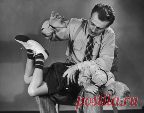 Физическое наказание глазами ребенка. История, которая изменила отношение к битью детей Бить человека – это преступление, как минимум это порицается и уголовно наказывается. Наказывать ребенка, применяя силу, – означает воспитание. Так в детские головы вбиваются хорошие манеры, порядочно…