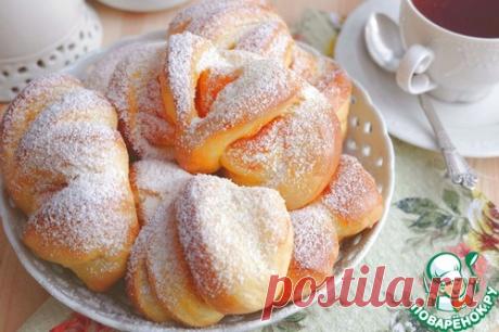 Булочки пряные с тыквенным кремом - кулинарный рецепт