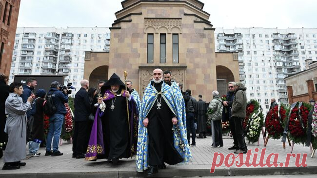 Церемония прощания с Кеосаяном проходит в Москве