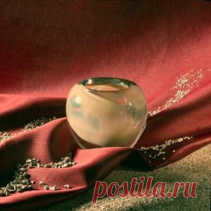 Обои для стен со слюдой, кварцем, вермикулитовой крошкой и т.д.