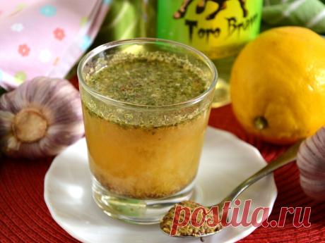 Маринад для шашлыка из курицы Хороший рецепт маринада для мясного шашлыка на основе сухого белого вина.