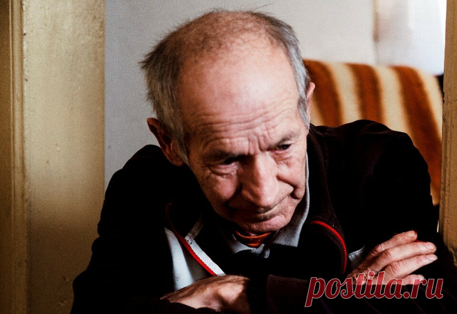 Пенсионер 5 лет не получал деньги от своего опекуна, но суды отказались принять его иск: что решил Верховный суд | Юридические тонкости | Яндекс Дзен