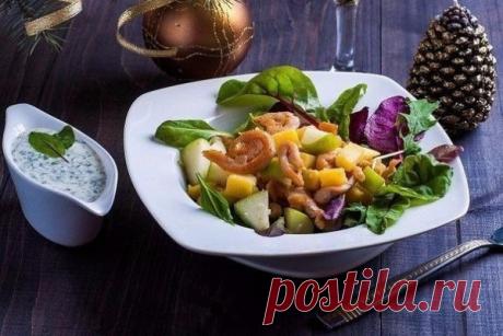 Теплый салат с курицей