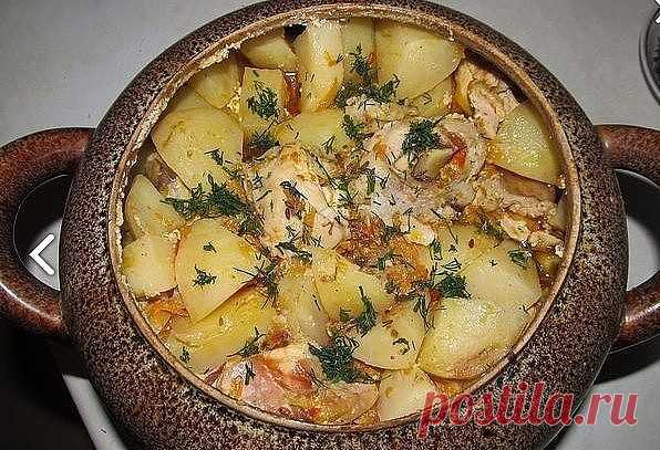 Мясо по-французски в горшочках