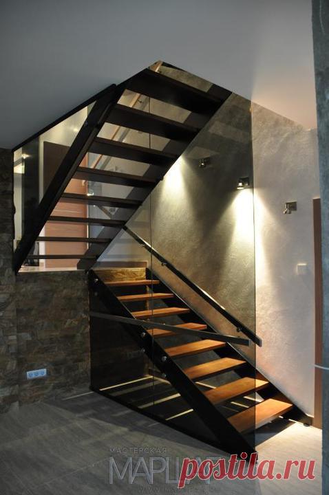 Изготовление лестниц, ограждений, перил Маршаг – Лестницы из стекла тетивные