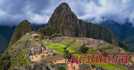 Как зарабатывать 10 миллионов в день на старых камнях. Опыт Перу Главная туристическая жемчужина Перу — Мачу-Пикчу, легендарный город инков, расположенный в самом сердце Анд. Это знают все, кто дружил с географией в школе. Но то, что перуанцам удалось сделать из не...