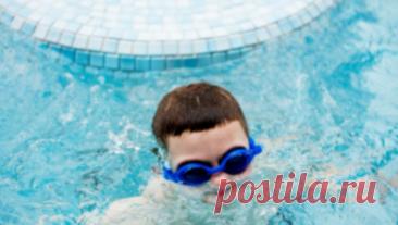 Краснодарка пожаловалась на грибок половых органов у дочери после похода в бассейн. Жительница Краснодара рассказала, что ее дочь заразилась грибком в бассейне для детей. Об этом сообщает Life со ссылкой на Shot. По словам женщины, она водила двухлетнюю дочь в частный бассейн несколько раз. После восьмого занятия мать ...