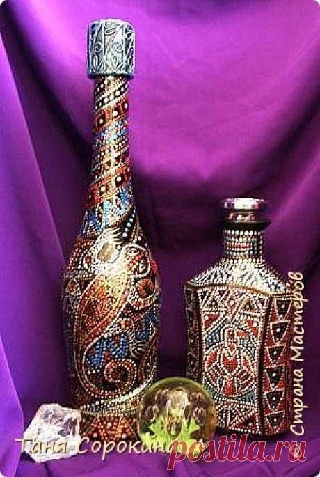 Украшение бутылок точками. | Страна Мастеров