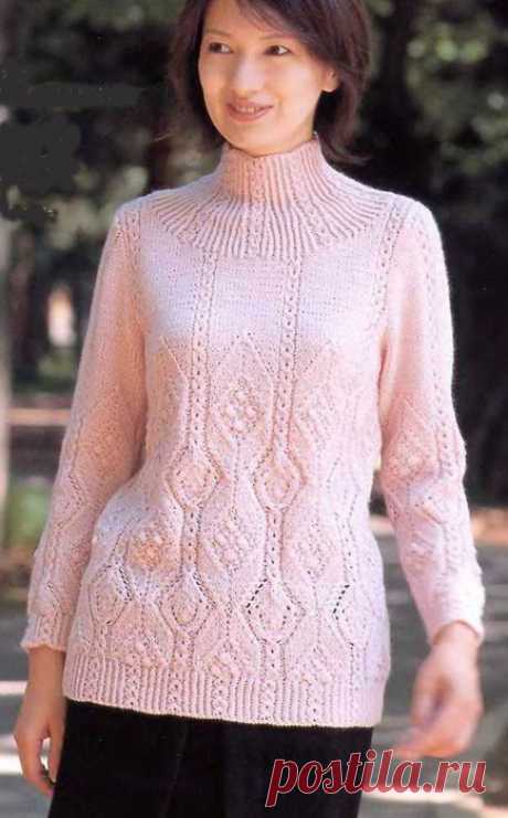 Розовый свитер