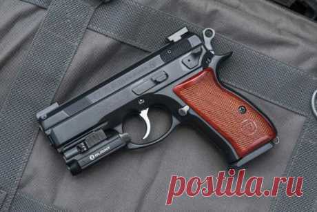 Редчайшая модель знаменитого чешского пистолета CZ 75 с возможностью автоматического огня