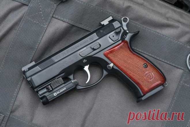 Редчайшая модель знаменитого чешского пистолета CZ 75 с возможностью автоматического огня
