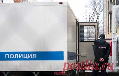 Совладельца компании &quot;Б. Ю. Александров&quot; Юрия Изачика объявили в международный розыск. Как уточнил источник в правоохранительных органах, в розыск также объявлен предприниматель Леонид Белиловский