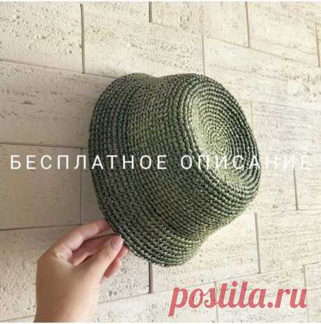 Панама крючком из рафии