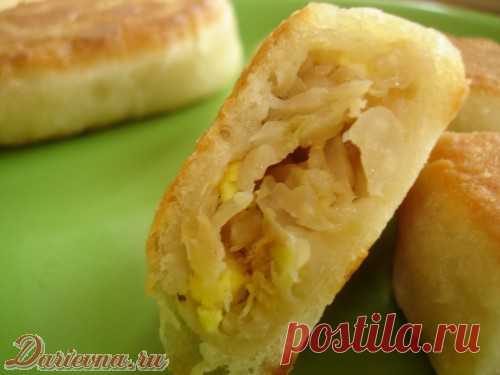 Пирожки с капустой и яйцом жареные на сковородке. Побалуйте себя и свою семью