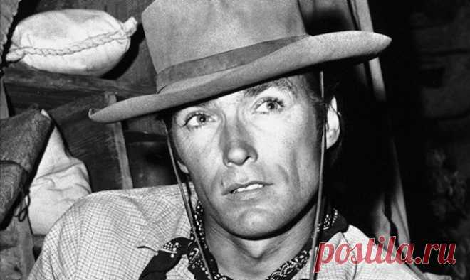 Большой успех пришел к актеру в 1964 году после работы в вестерне итальянского режиссера Серджио Леоне «За пригоршню долларов». После этого Иствуда стали называть «лучшим ковбоем всех времен».  Источник фото AP 2015  |  Фотогалерея: Клинт Иствуд отмечает 85-летие - Новости Mail.Ru