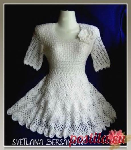 Платье крючком ЛИЛИЯ 
 Размер 38-40, пряжа любая летняя с толщиной нити прим ерно 280-320 м. на 100 гр. Крючок №2
    Размеры приблизительные. Все зависит от того на какой размер вы свяжете лиф платья. А остальное будет и…
