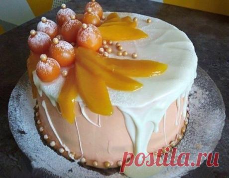 Торт для любимой мамы

ИНГРЕДИЕНТЫ
Бисквит
яйца куриные
3 шт.
мука
125 мл
сахар
125 мл
ванильный экстракт
3 капли
разрыхлитель
ч. л.
манговый сироп
100 мл
Крем-чиз манго
творожный сыр
300 г
сахарная пудра
100 г
сливки 33-35%
100 г
манго консервированное
30 г
Украшения
физалис
1 горсть
сахарный сироп
100 мл
манго консервированное
50 г
сахарная пудра
30 г
посыпка кондитерская
1 пакет
шоколад белый
90 г

ШАГ 1
Приготовим сахарный сироп: удалим чашечки физалиса, бланшируем 2 м...