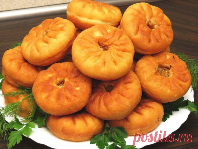 Домашние беляши: порадуйте домашних вкусным и сытным блюдом!