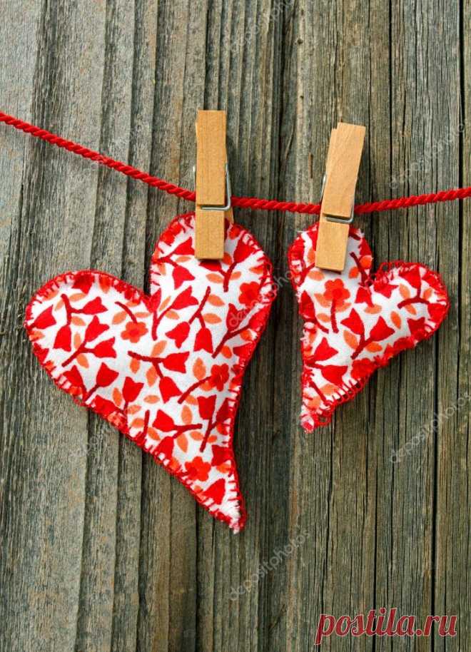 depositphotos_9396465-Hearts.jpg (739×1023)