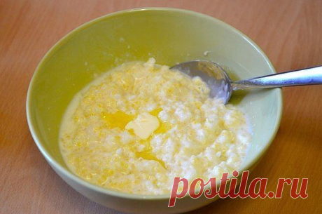 КАША "ДРУЖБА"

0,5 стакана пшенки
0,5 стакана риса
1 л молока (если молоко жирное, то можно развести водой)
пакетик ванильного сахара
соль по вкусу

Пшено и рис хорошо промыть. Залить молоком. Режим "Молочная каша". В конце добавить соль и сахар.