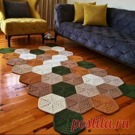 Интересный коврик из мотивов крючком