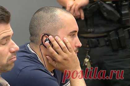 Эксгибиционист 11 километров гнался за жертвой и сломал ей ногу в четырех местах. В США серийный эксгибиционист, преследовавший и напавший на женщину, из-за чего она сломала ногу в четырех местах, получил 10 лет условного тюремного заключения. После нападения было обнаружено, что он совершил похожие преступления в отношении других женщин и детей. Потерпевшие считают наказание слишком мягким.