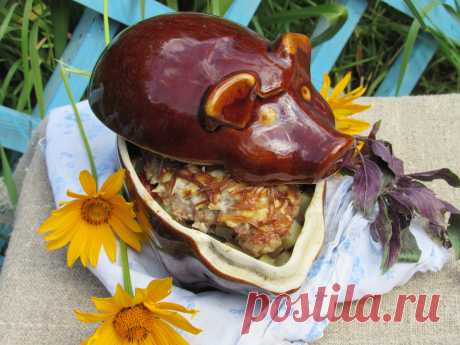 Жаркое из мяса и овощей! Viande et légumes rôtis! Roast meat and vegetables! Arrosti e verdure! Carne asada y verduras!