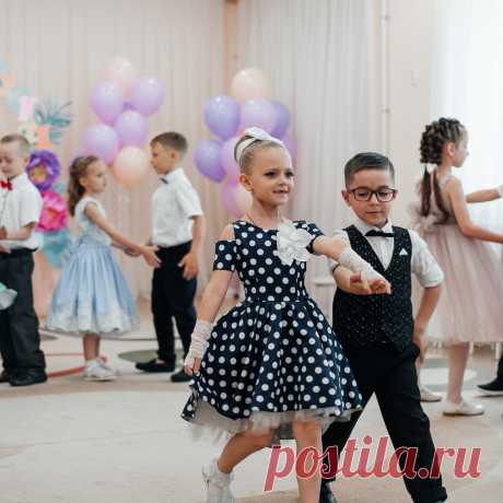 💌 Выпускные альбомы, где каждая фотография олицетворяет вашего ребенка
🤩 Персональный подход 📸 Профессиональный фотограф 💖 Доступные цены
🌍 Работаем по Санкт-Петербургу и Ленинградской обл. 📞 +7(921)580-40-01