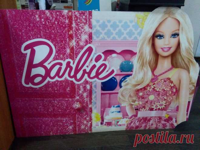 Не важно, какой товар или услугу вы предлагаете, главное – провести грамотную рекламную кампанию. И в этом вам помогут все виды рекламы, которых, к счастью, на сегодняшний день более, чем достаточно. Одним из вариантов заявить о себе является печать на ПВХ. Этот материал уже давно завоевал популярность среди тех, кто знает толк в рекламе.