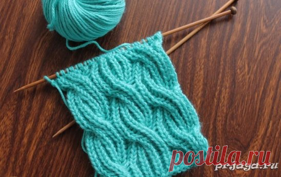 Узор косами в технике «Бриошь»
Как вязать: http://prjaga.ru/uzory-vyazaniya/spicami/uzor-kosami-v-tekhnike-briosh