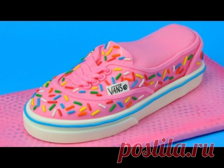VANS SHOE CAKE, HANIELA'S