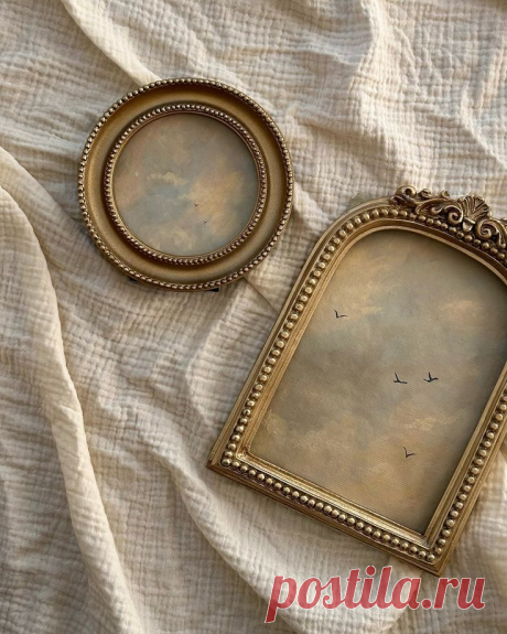 Приворот без фотографии. Что потребуется для приворота
Материалы, которые вам потребуются для магической работы, довольно просты:

красная восковая свеча,
спички,
лист бумаги,
красный карандаш,
пепельница...