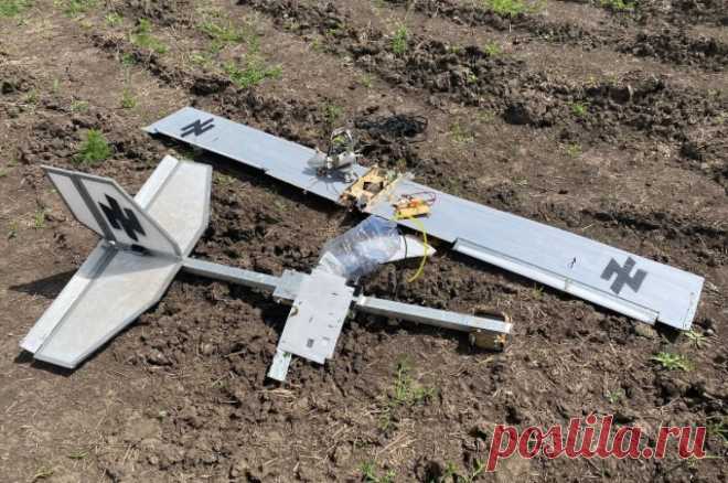 В курском городе Курчатов ночью упал беспилотник. Один многоквартирный дом был частично поврежден.