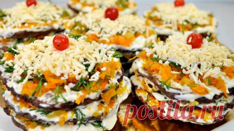 Печеночные мини-тортики: бюджетно, вкусно и красиво Уже много лет подряд, на каждый Новый год, я готовлю подобный печеночный тортик. Этот рецепт начинкой из овощей, которая отлично пропитывает коржи, делая их нежными и вкусными, мне...