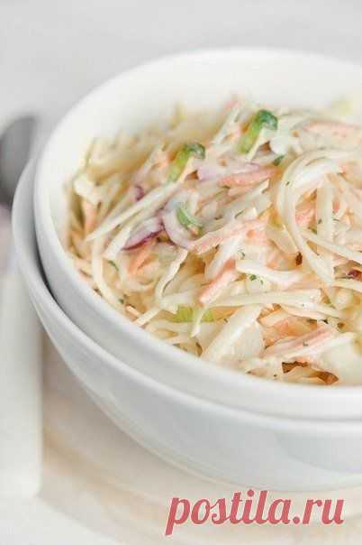 Капустный салат с вкуснейшей заправкой.