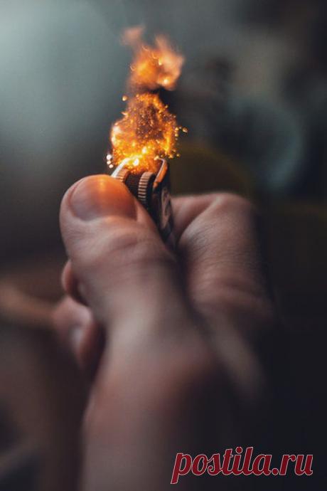 Так Ульянов придумал название своей газеты и лозунг.