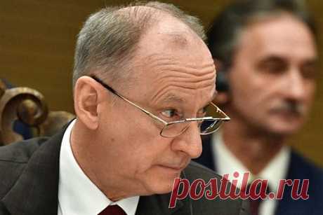 В Совбезе призвали оперативно выявлять украинских агентов на Северном Кавказе. Российские силовики должны оперативно выявлять агентов иностранных спецслужб среди жителей Северного Кавказа. Об этом заявил секретарь Совета безопасности РФ Николай Патрушев. Он предостерег насчет работающих в регионе с целью раскачки обстановки иностранных спецслужбах и призвал не допустить их вербовки.