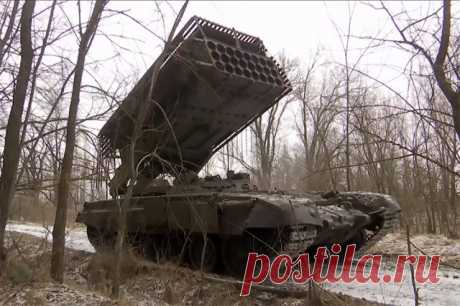 Ростех создаст огнеметную систему ТОС-3 с повышенной дальностью стрельбы. Машину построят на гусеничной базе.