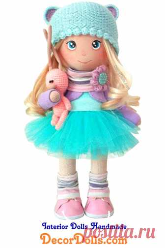 Textile Doll Love Winter Doll Poupée Cloth Rag Doll Green Nursery Doll Christmas Baby Room Handmade Doll Fabric Tilda Soft Doll by Olga K Hello, dear visitors!This is handmade cloth doll created by Master Olga K (Taraz, Kazakhstan).Doll is made by Order.Order production time is 1-2 weeks. FREE SHIPPING TO ANY COUNTRYDoll is 30 cm (11,8 inch) tall and made of only quality materials.All dolls stated on the photo are made by Olga K.You can find them in our