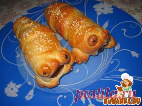 Рецепт: Сосиски в тесте «Гусеницы».