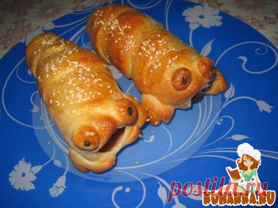 Рецепт: Сосиски в тесте «Гусеницы».