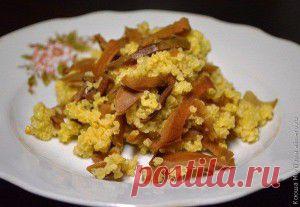 Пшенная каша с сушеными яблоками