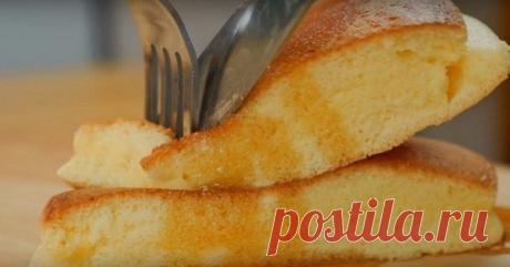 Ты больше не захочешь готовить оладьи иначе! Золотой рецепт.

Вкусные пышные оладьи

Ингредиенты: 

5 яиц
60 г муки
70 г сахара
2 г разрыхлителя
1 ч. л. ванильного экстракта
щепотка соли

Приготовление:

Размешай 5 желтков с 40 г сахара, солью, разрыхлителем и ванильным экстрактом. Добавь муку в массу. Взбей 4 белка с 30 г сахара. Аккуратно перемешай и взбей еще раз. Смешай белковую и желтковую массу.

Разогрей сковородку. Выложи тесто небольшими горками, закрой сковороду ...