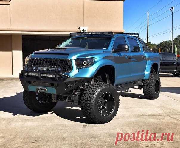 Toyota TUNDRA 4x4 от KEG Media. 😎 / Только машины