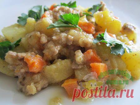 Вкусная картошка тушеная с фаршем.