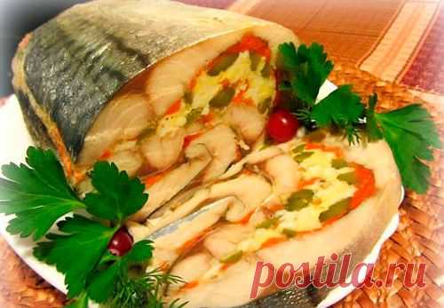 Рулет из скумбрии - лучшие рецепты. Как правильно и вкусно приготовить рулет из скумбрии.