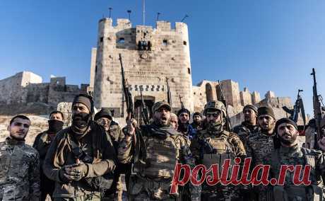 Армия Сирии признала продвижение боевиков в Алеппо и свое отступление. Сирийская армия провела «передислокацию» для подготовки контратаки, повстанцы заняли большинство районов Алеппо, сообщило командование. Наступление боевиков началось 27 ноября