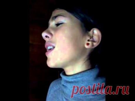 Елена Леквейшвили поет украинскую песню «Рiдна мати моя».