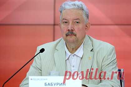 Бабурин заявил о снятии своей кандидатуры с выборов президента России. Глава Российского общенародного союза (РОС) Сергей Бабурин заявил о снятии своей кандидатуры с выборов президента России. Его слова приводит ТАСС. При этом ранее глава РОС заявлял, что собрал необходимое для выдвижения в качестве кандидата на грядущих выборах число подписей.